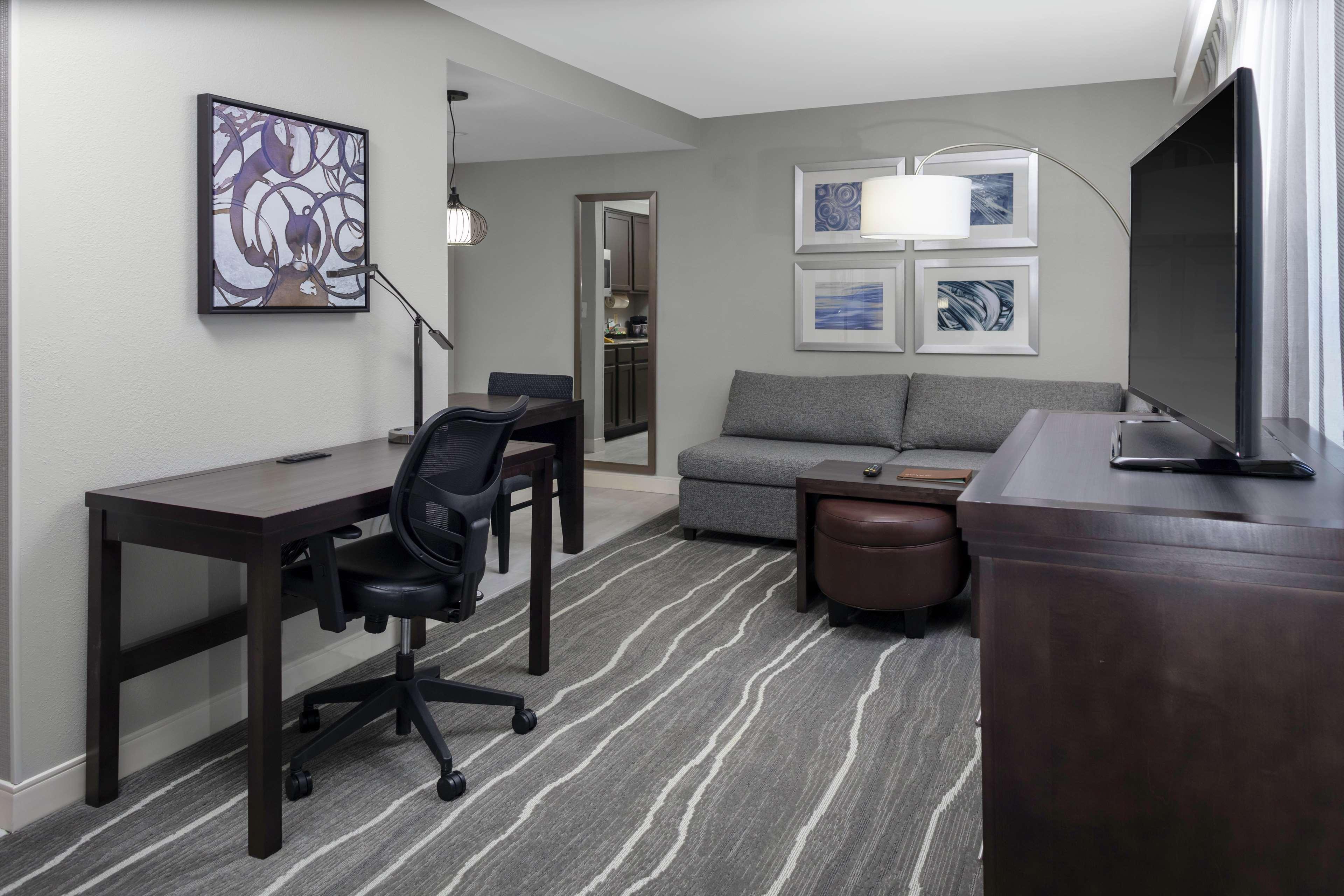 Homewood Suites By Hilton Columbia Exterior photo