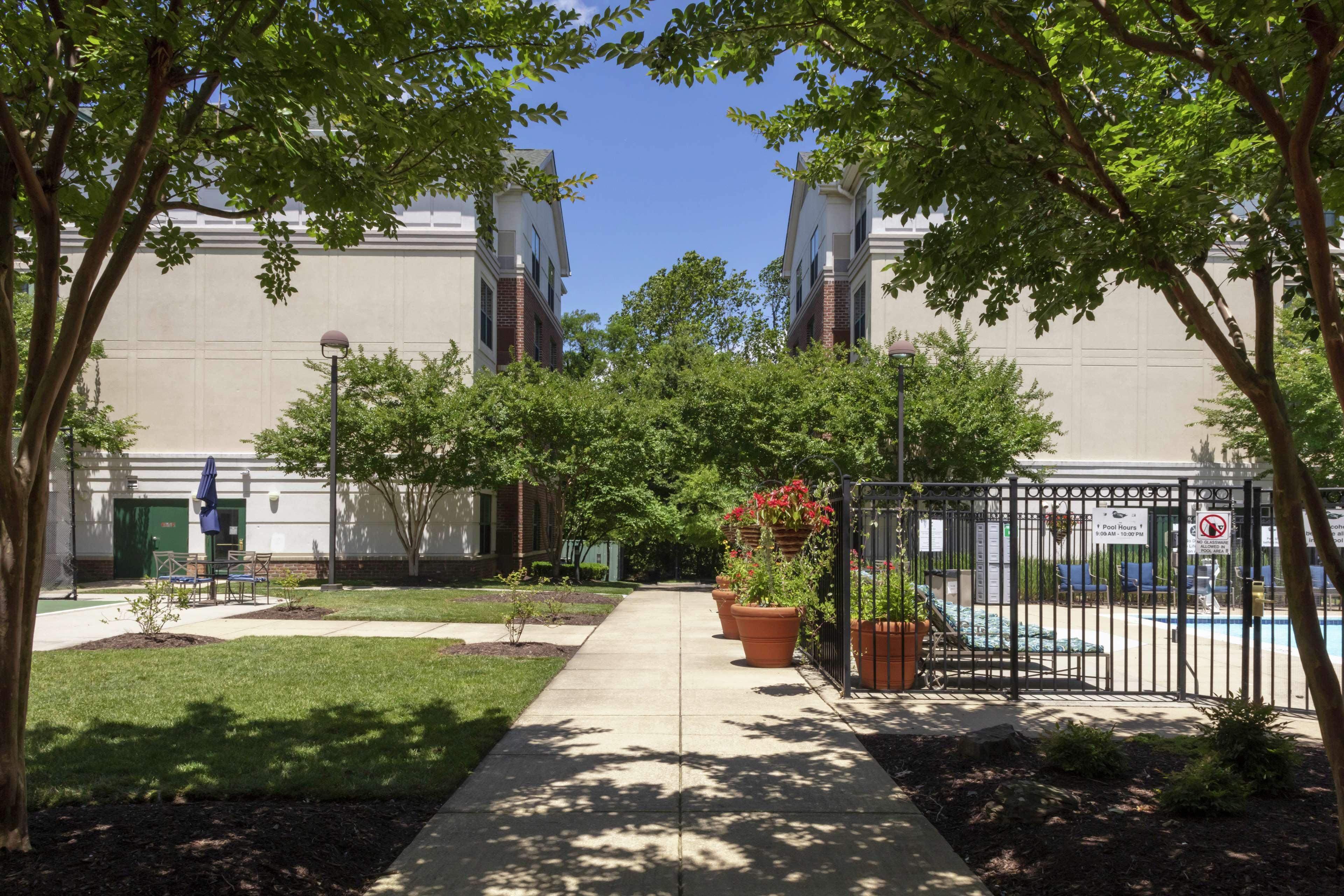 Homewood Suites By Hilton Columbia Exterior photo