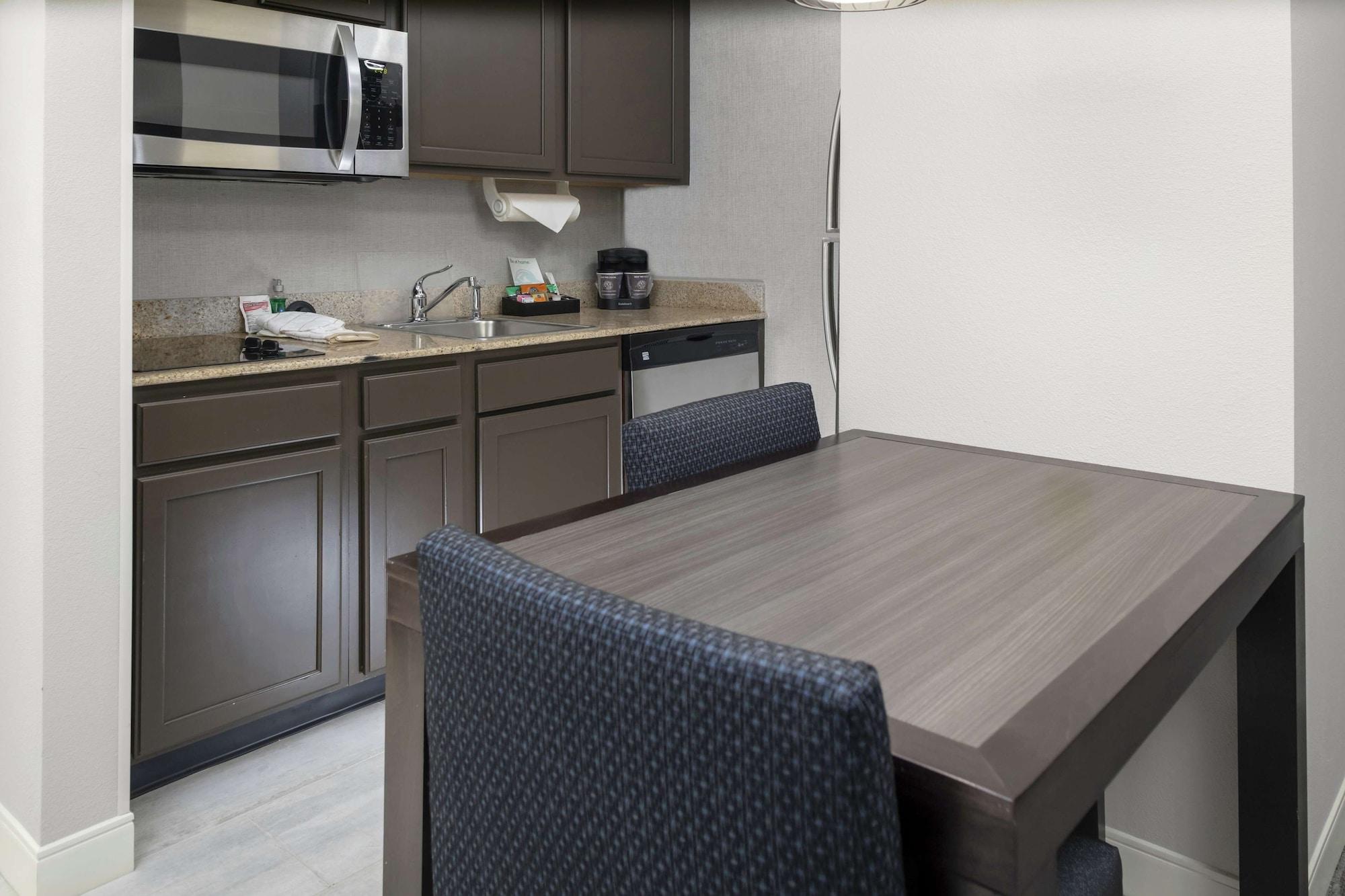 Homewood Suites By Hilton Columbia Exterior photo